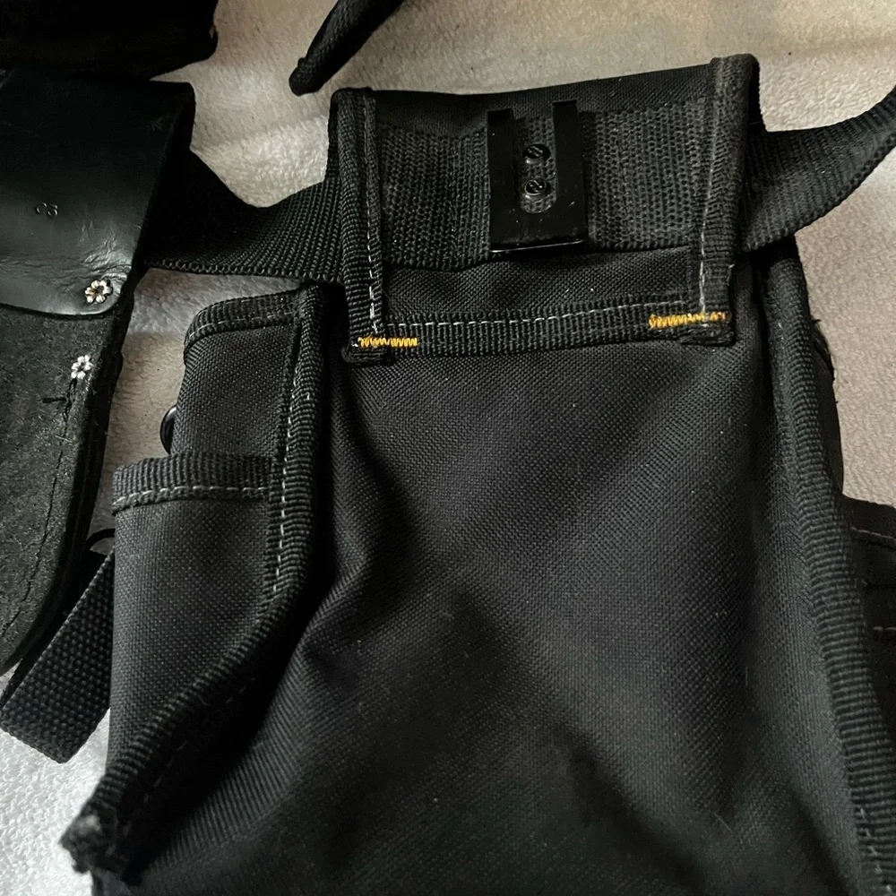 CLC Tool Works & Klein 4 Pc Belt/Pouch Set